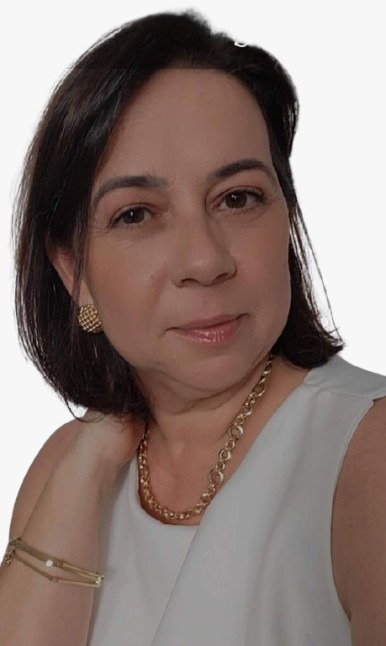 Édina Coser - Lumina Vidros